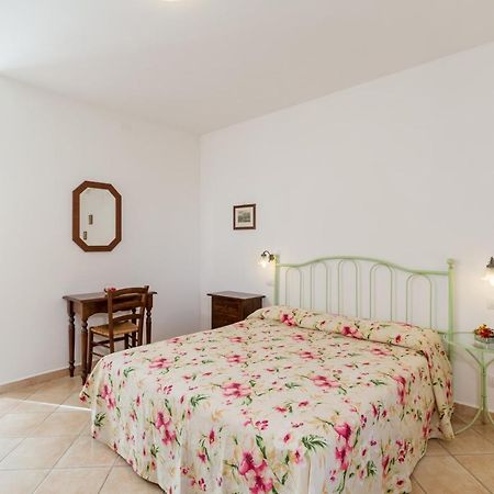 Agriturismo Valle Martina Saturnia Bagian luar foto