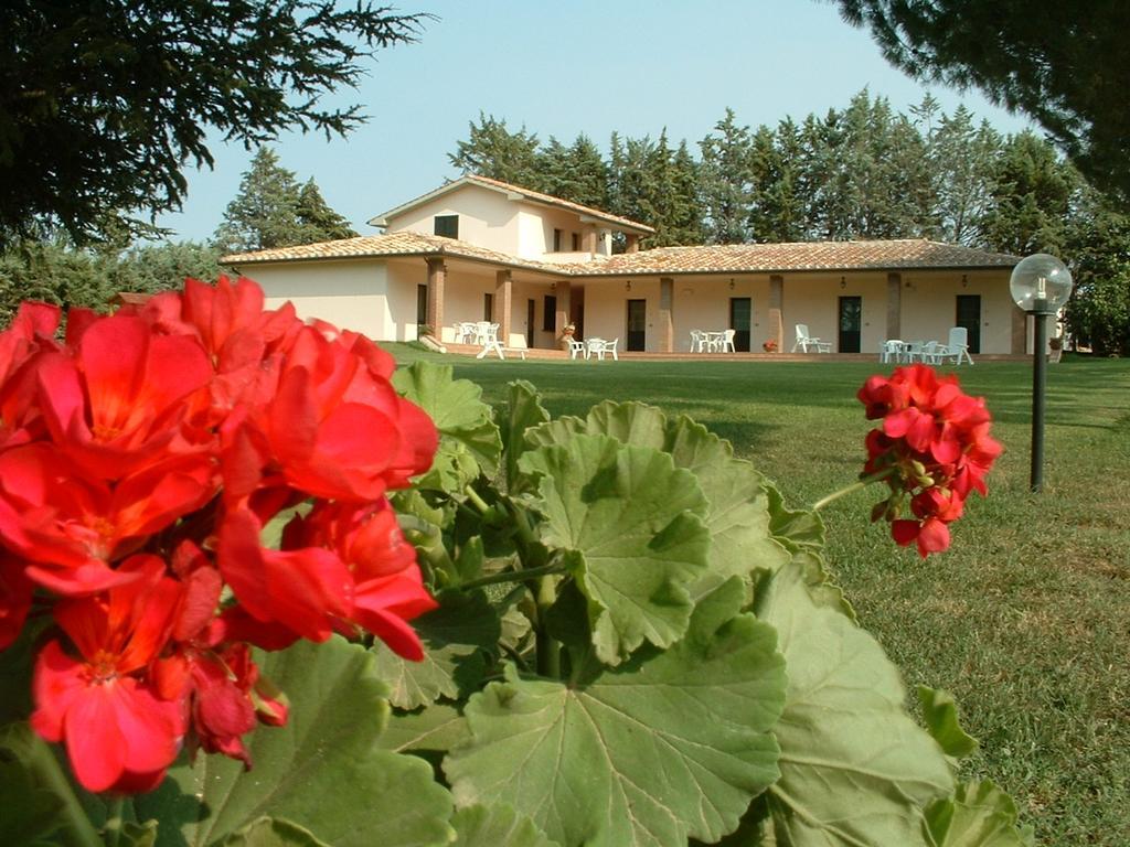 Agriturismo Valle Martina Saturnia Bagian luar foto